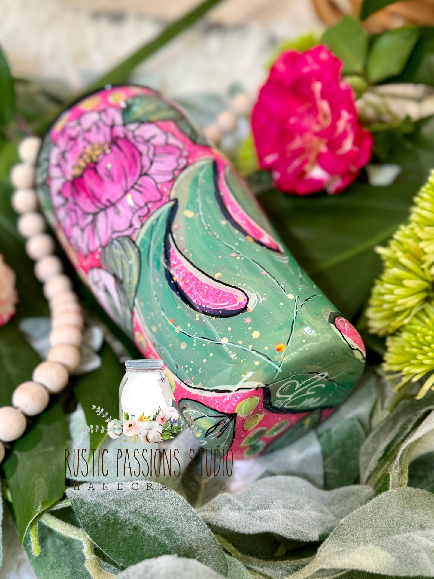 Hand Painted 20 oz curve monstera and peony