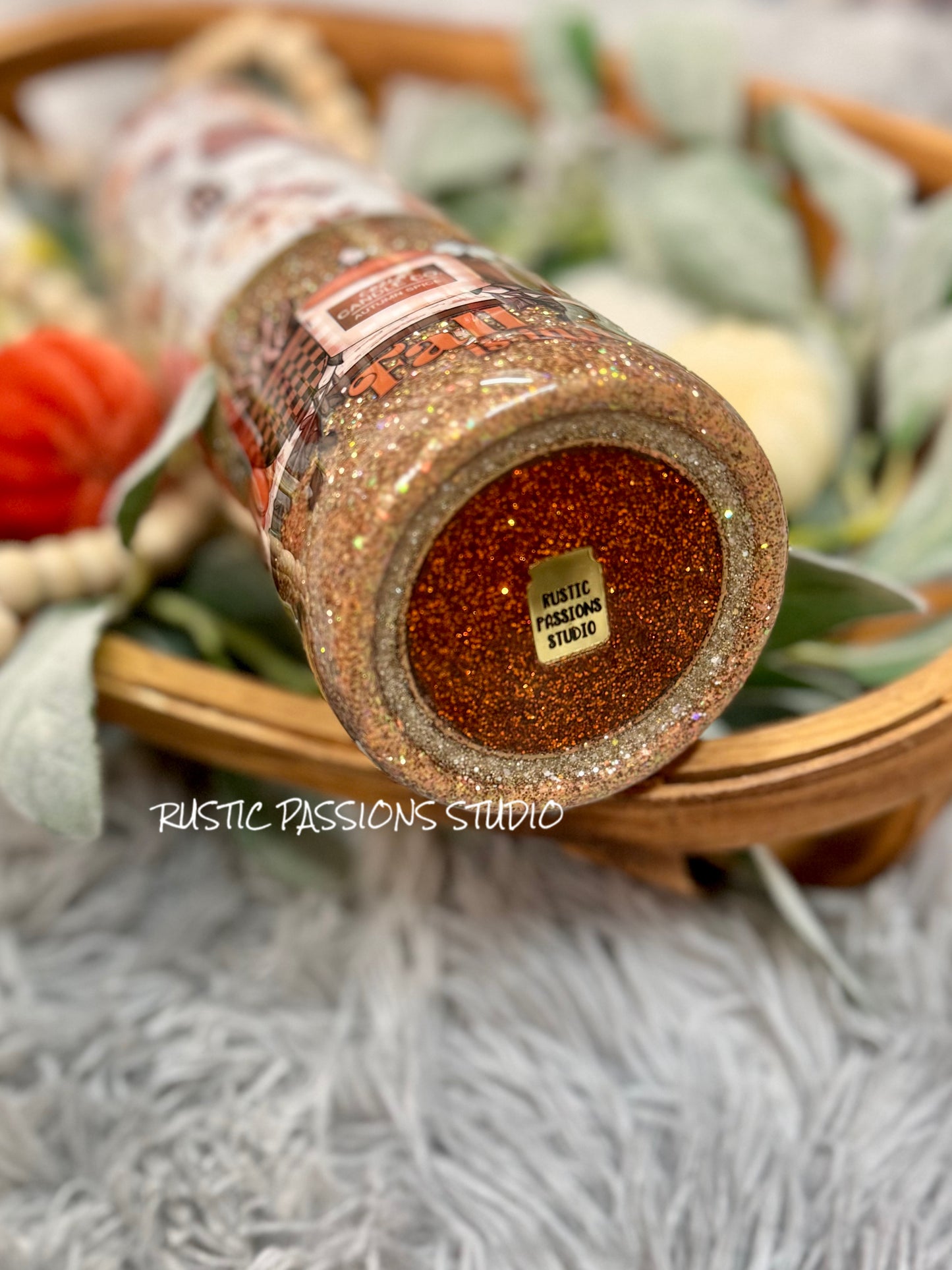 32 oz plump Fall is in the air tumbler