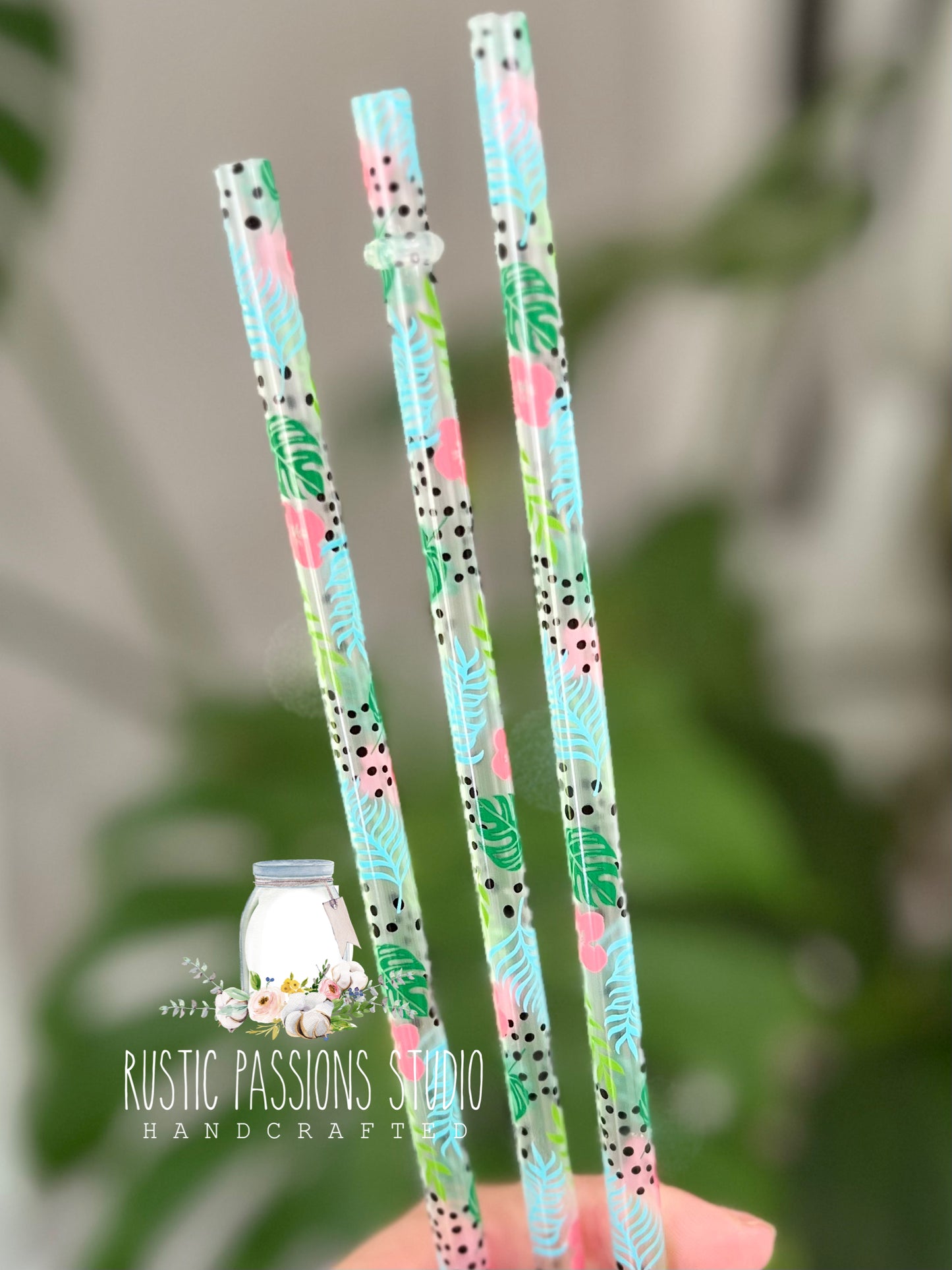 11” Colored Tropical Straw