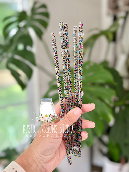 10” Rainbow Leopard Straw