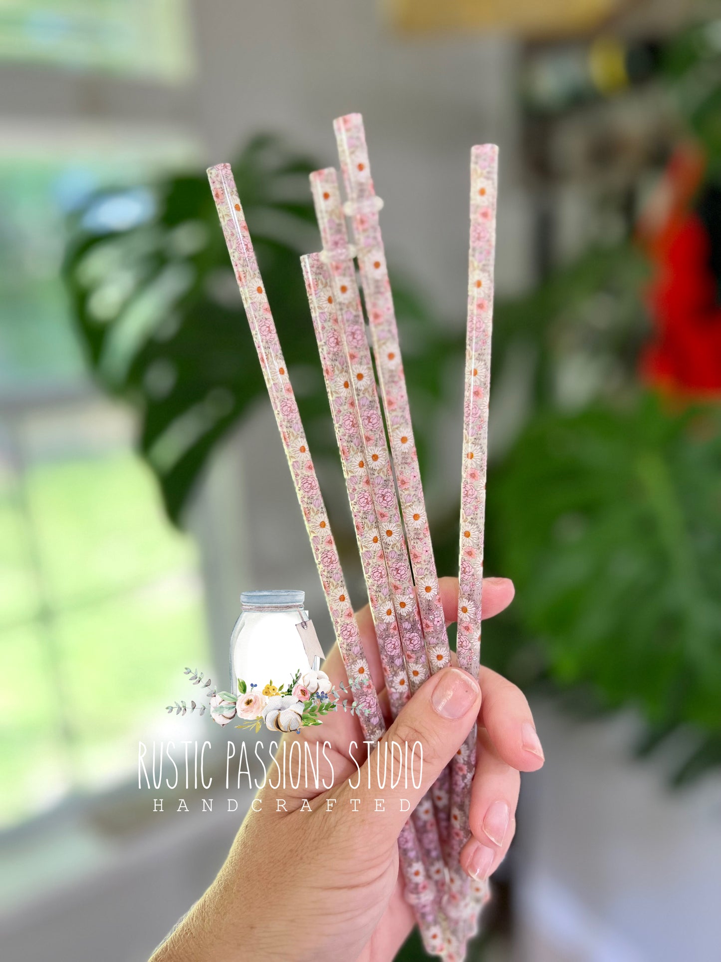10” Floral color changing straw