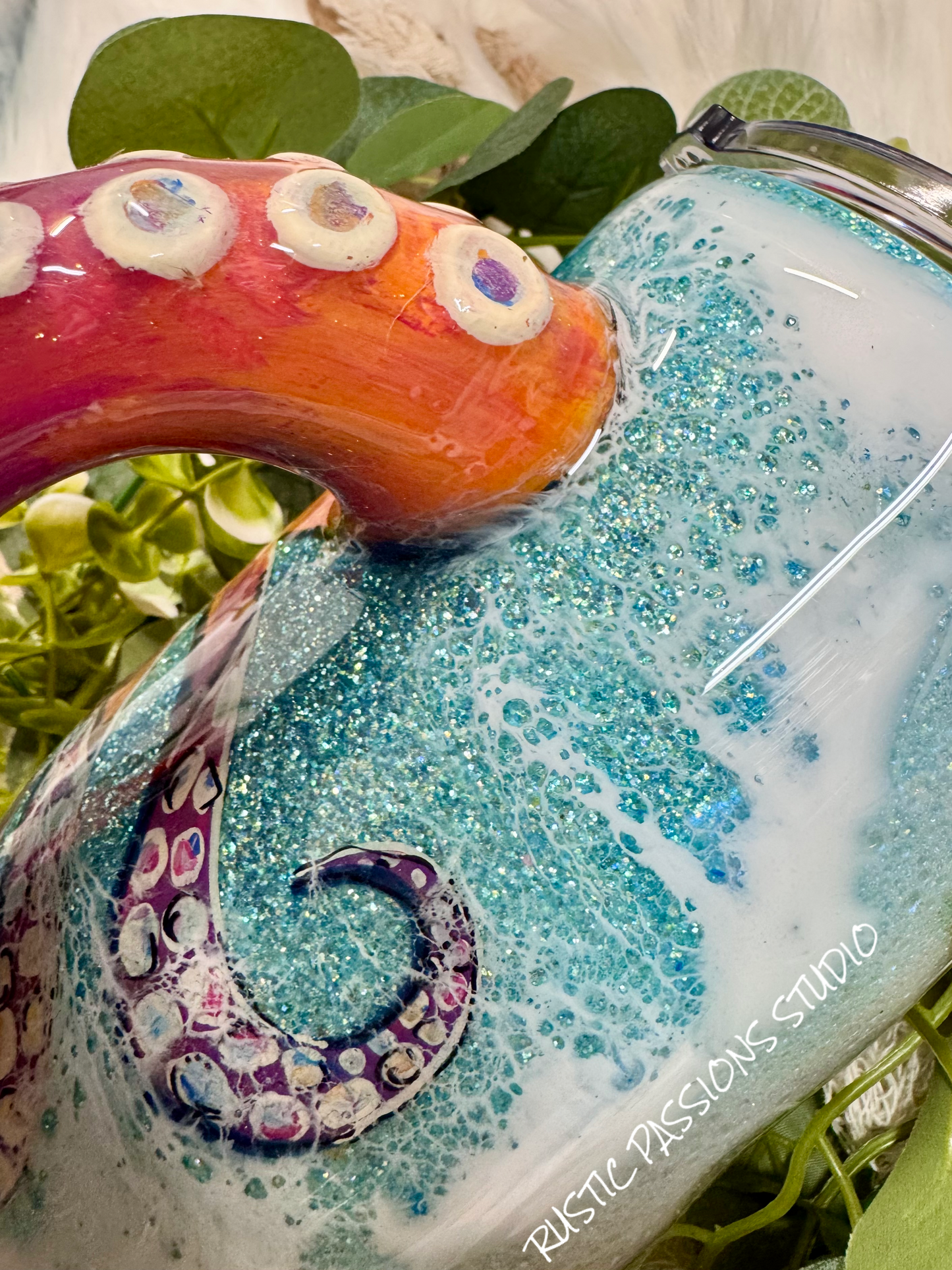 32 True Hand-painted Octopus beach tumbler with handle