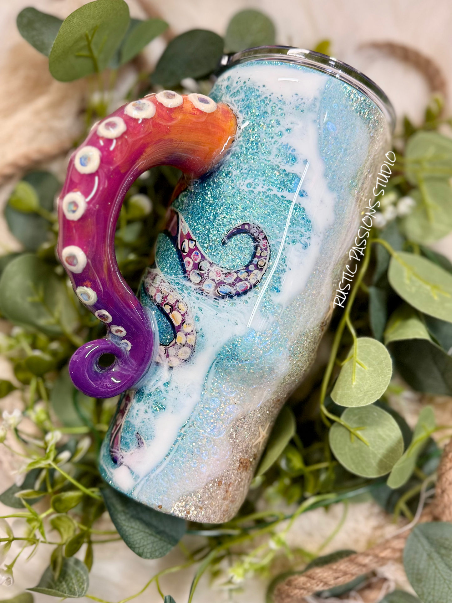 32 True Hand-painted Octopus beach tumbler with handle