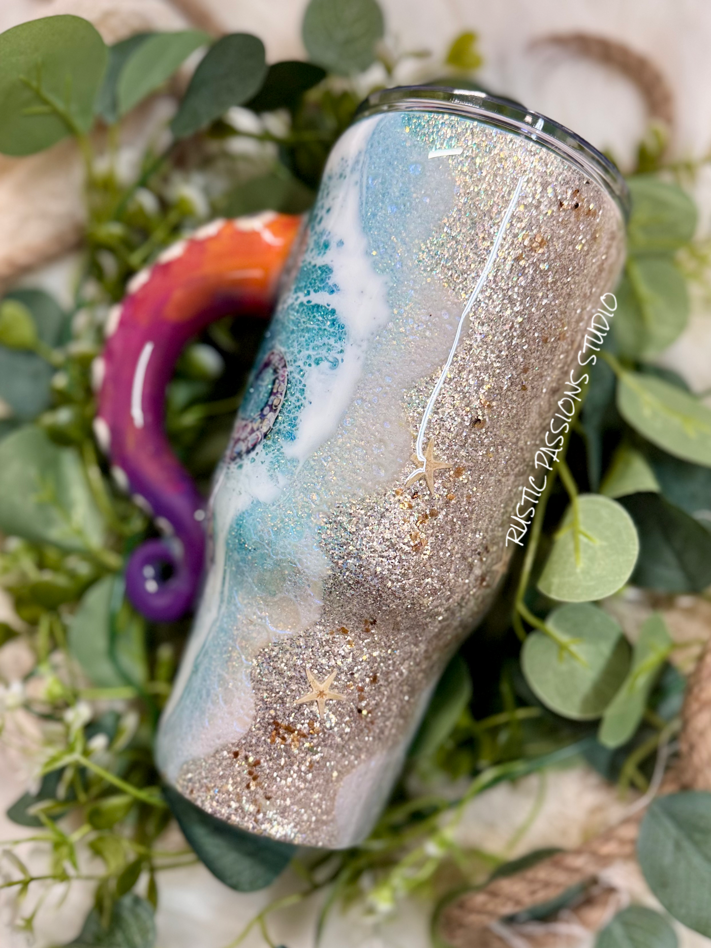 32 True Hand-painted Octopus beach tumbler with handle