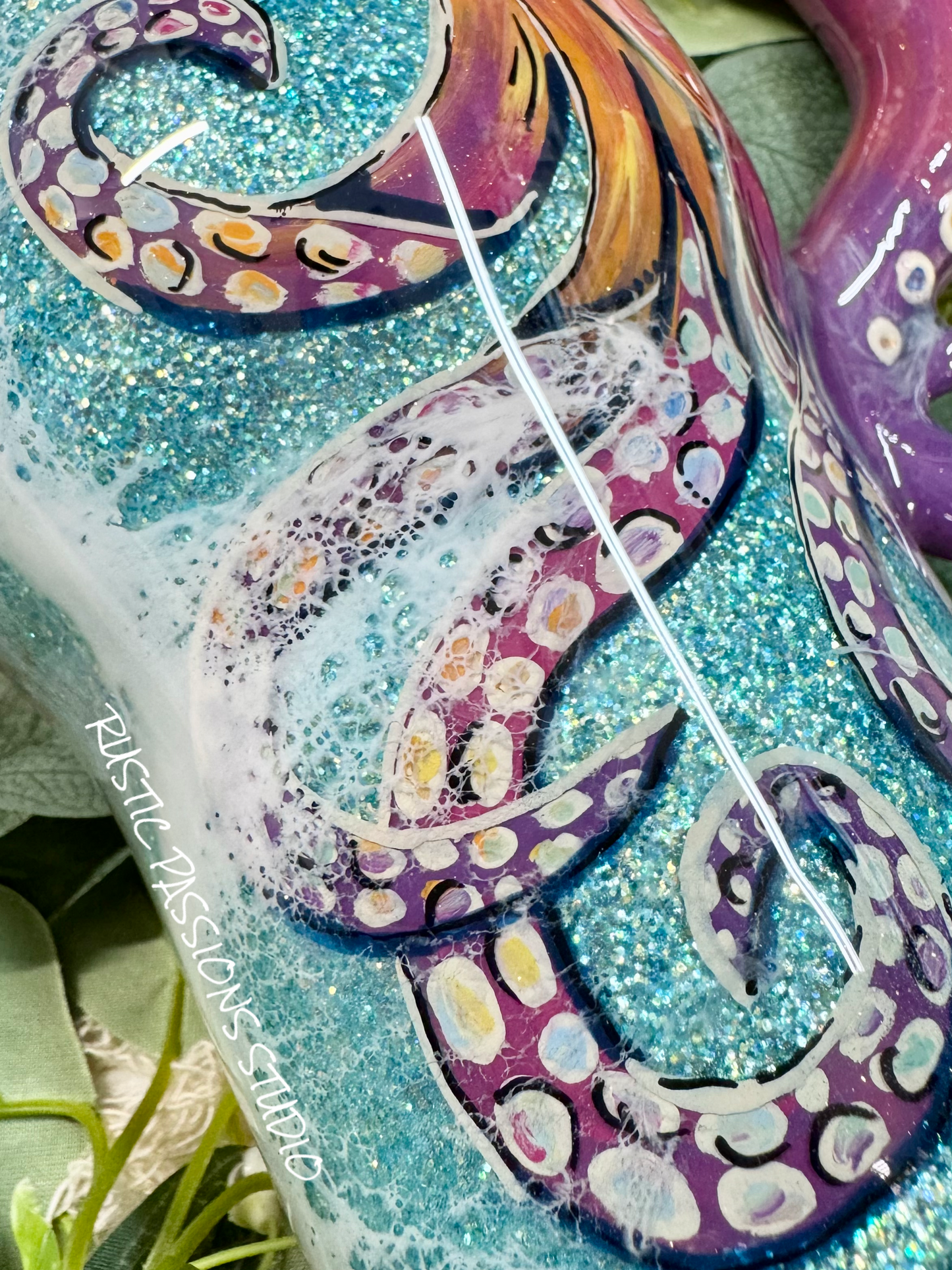 32 True Hand-painted Octopus beach tumbler with handle