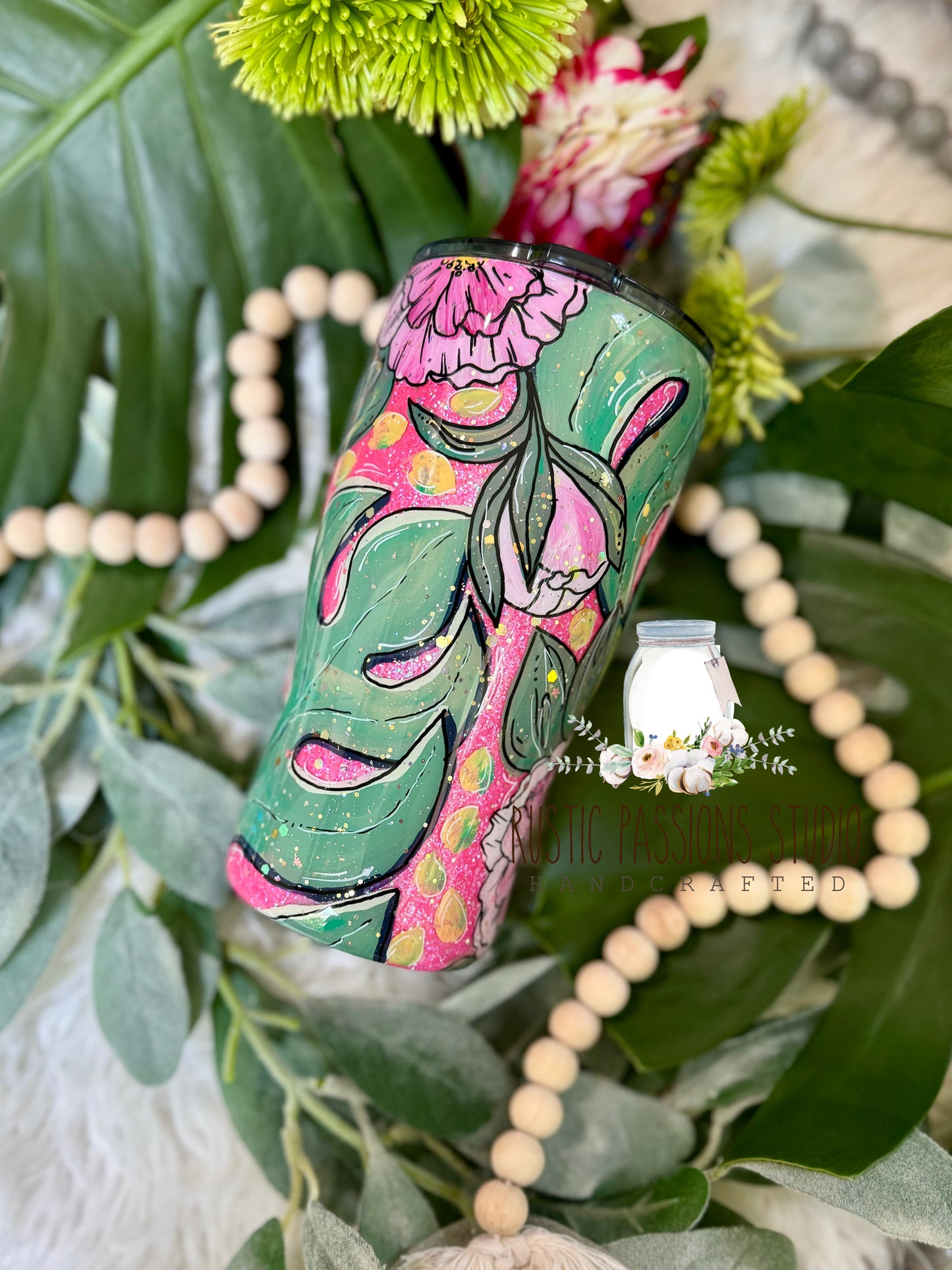 Hand Painted 20 oz curve monstera and peony