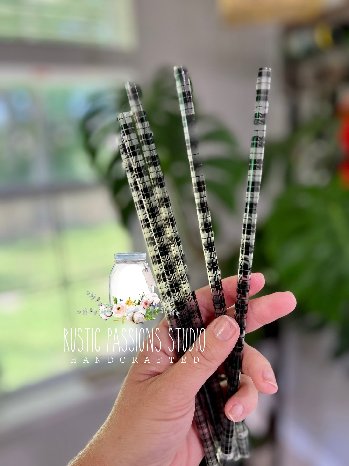 10” clear black Buffalo plaid straws