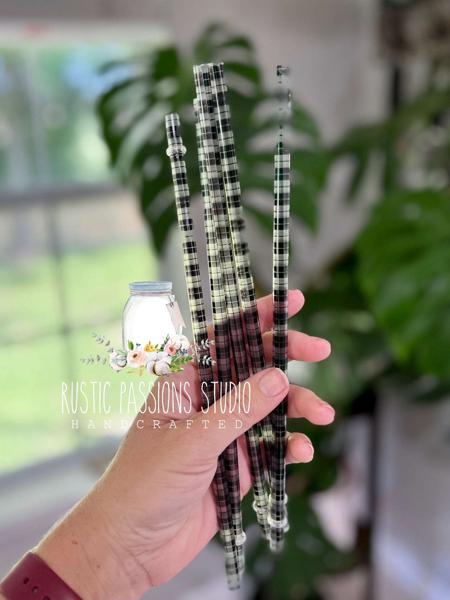 10” clear black Buffalo plaid straws